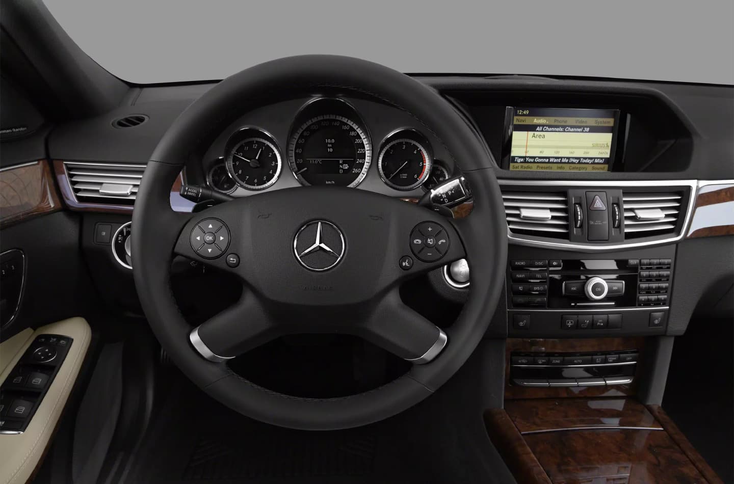 اجاره بنز E350 — تصویر ۵